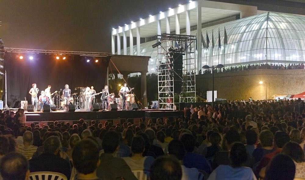 Nighttime open air concert